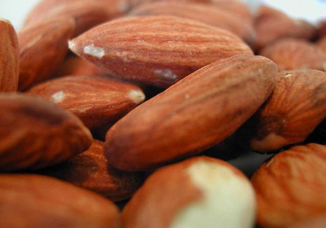 Almond aitab kontrollida kalorite kogust kehakaalu alandamise protsessis